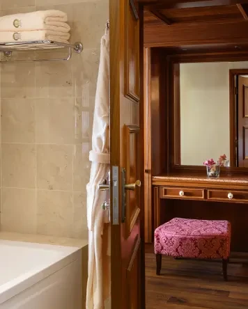 Thalia Suite